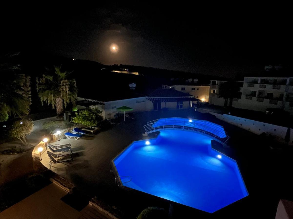 Beautiful 2 Bed Apartment In Peyia Valley, Paphos Exterior photo