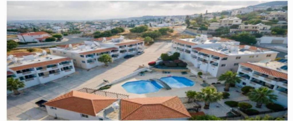 Beautiful 2 Bed Apartment In Peyia Valley, Paphos Exterior photo